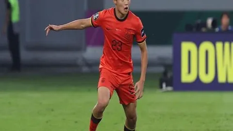 丁俊晖独占巡回赛24冠，成就斯诺克荣耀，中国斯诺克先锋登顶亚洲传奇巅峰